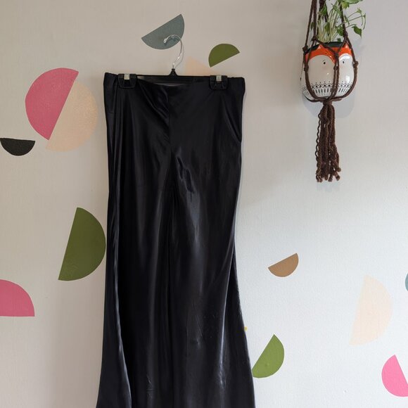 Midi Front Slit Skirt - Picture 4 of 5
